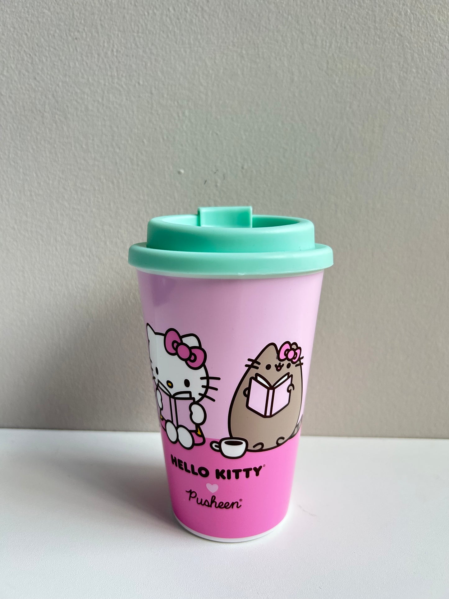 Tumbler Hello Kitty & Pusheen