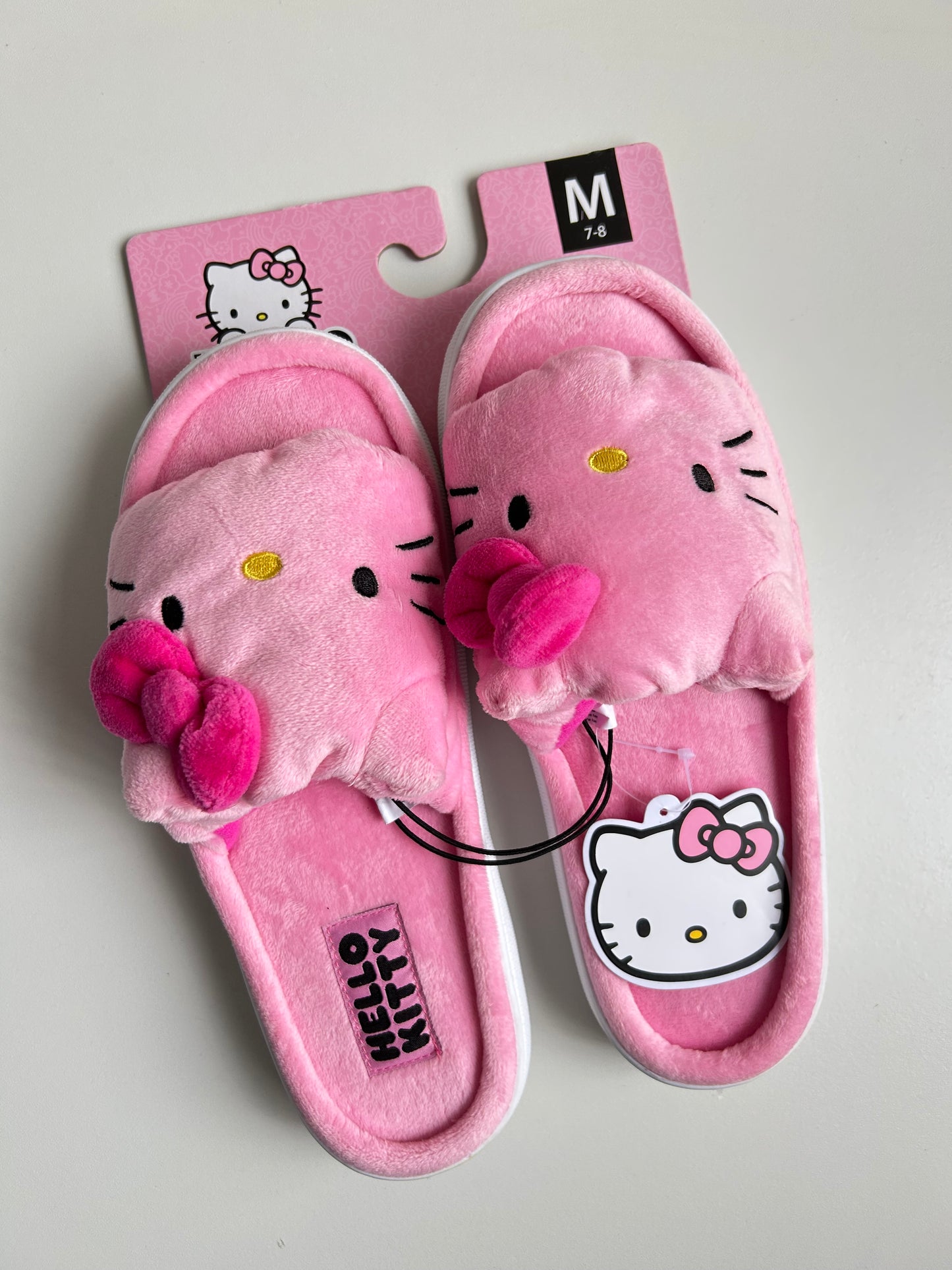 Pantuflas/Sandalias Hello kitty Rosa