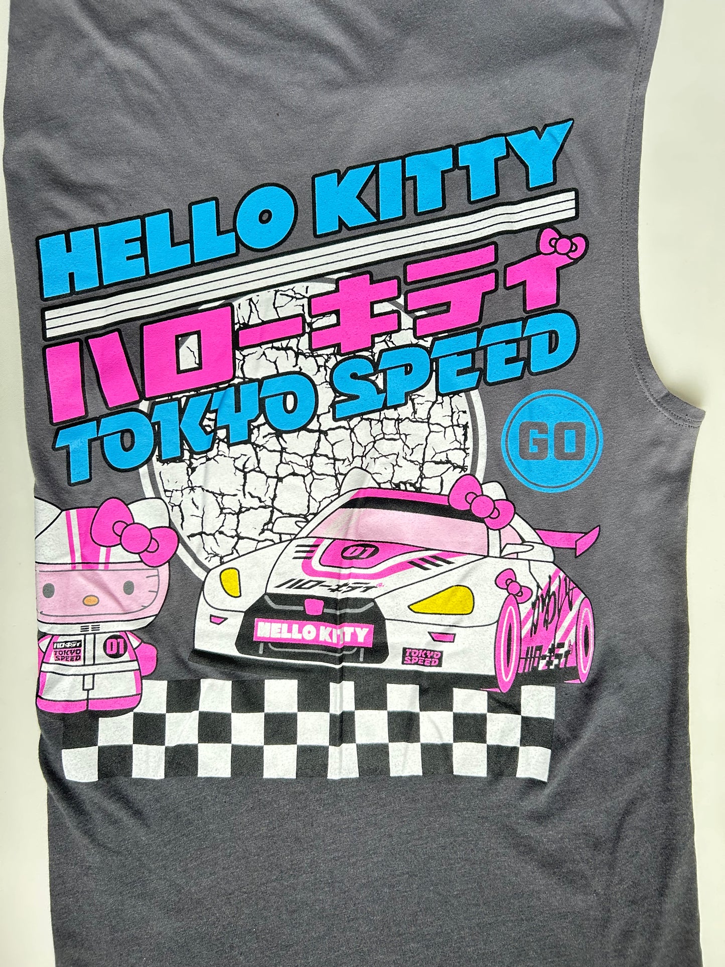 Playera Sin Mangas Hello Kitty Racing (Hombre)
