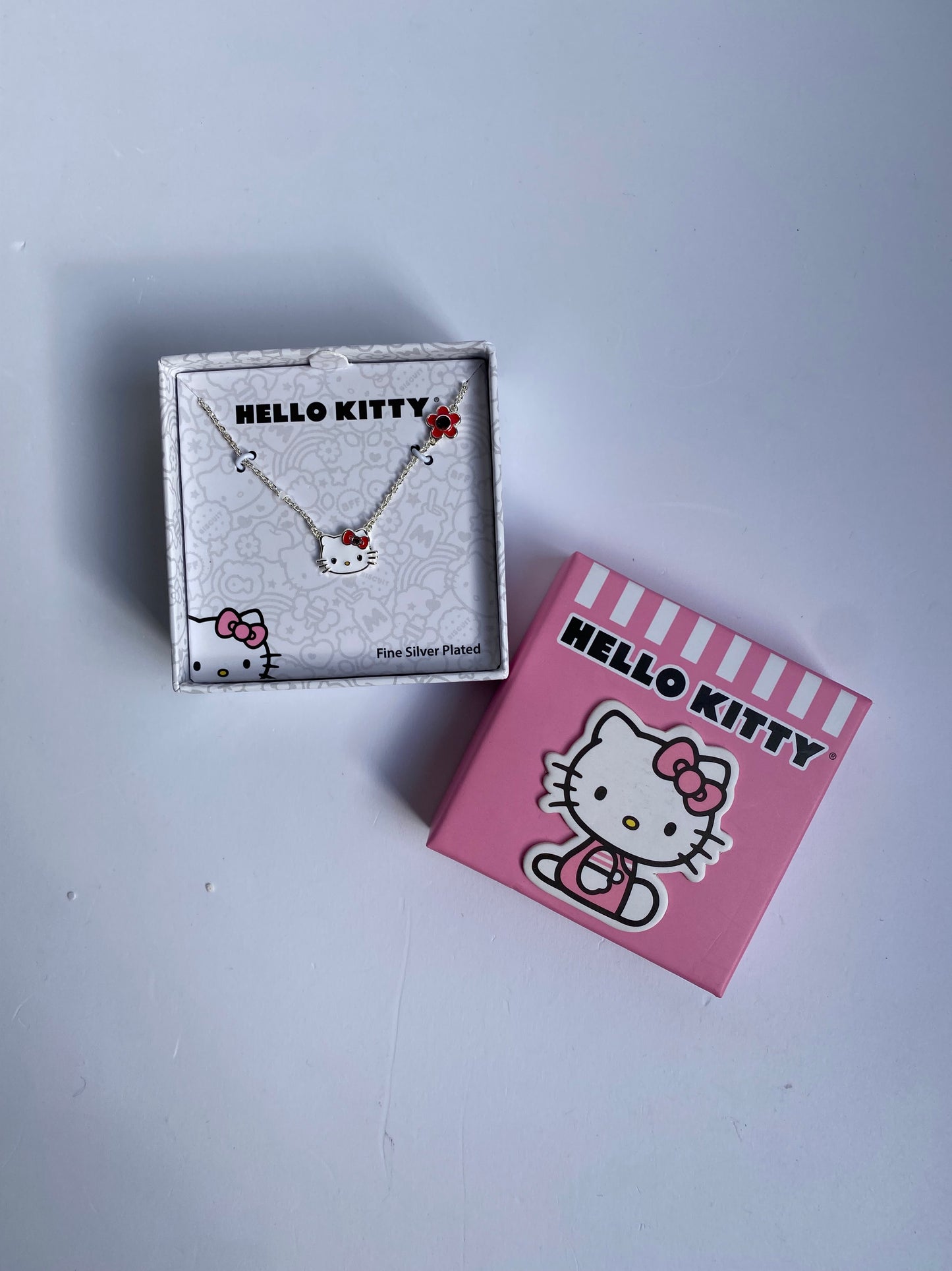 Collar Hello Kitty Flor Roja