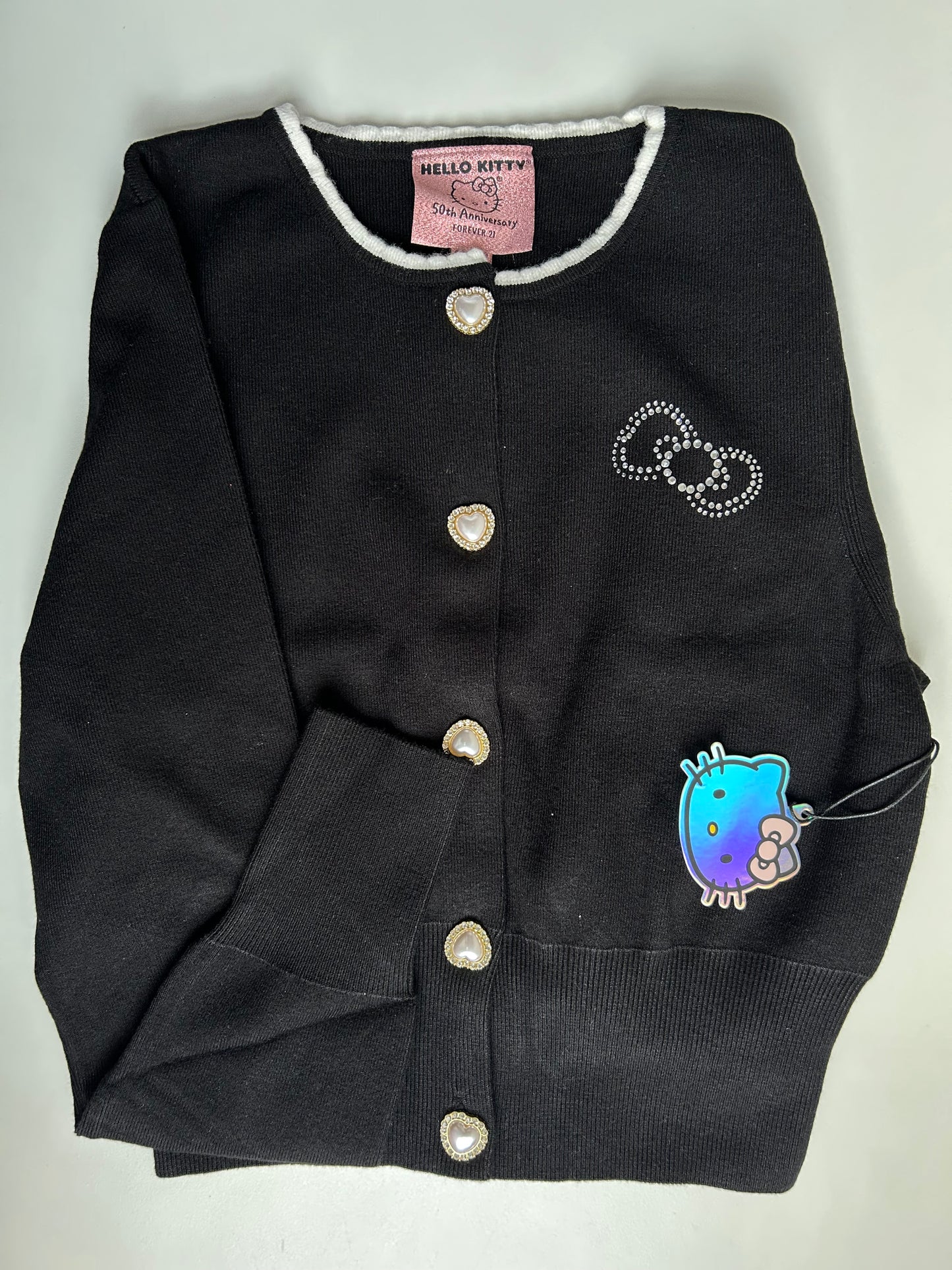 Cardigan Hello Kitty Colección F21 50 Aniversario
