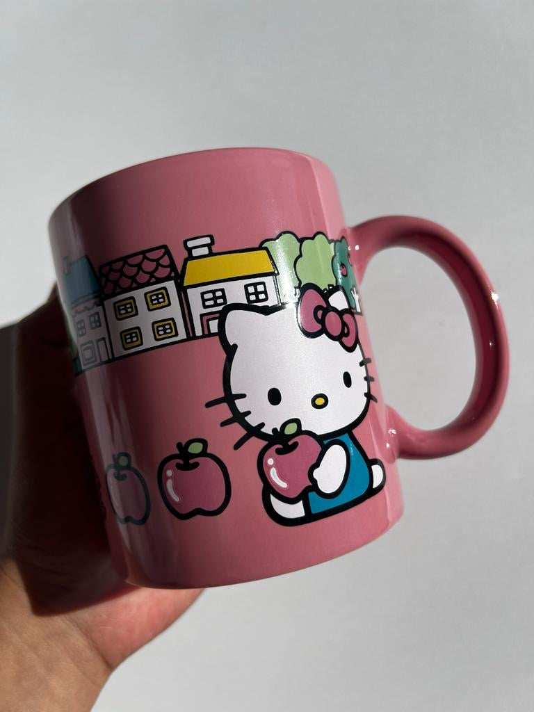 Taza Hello Kitty Manzanas ***Preorden***