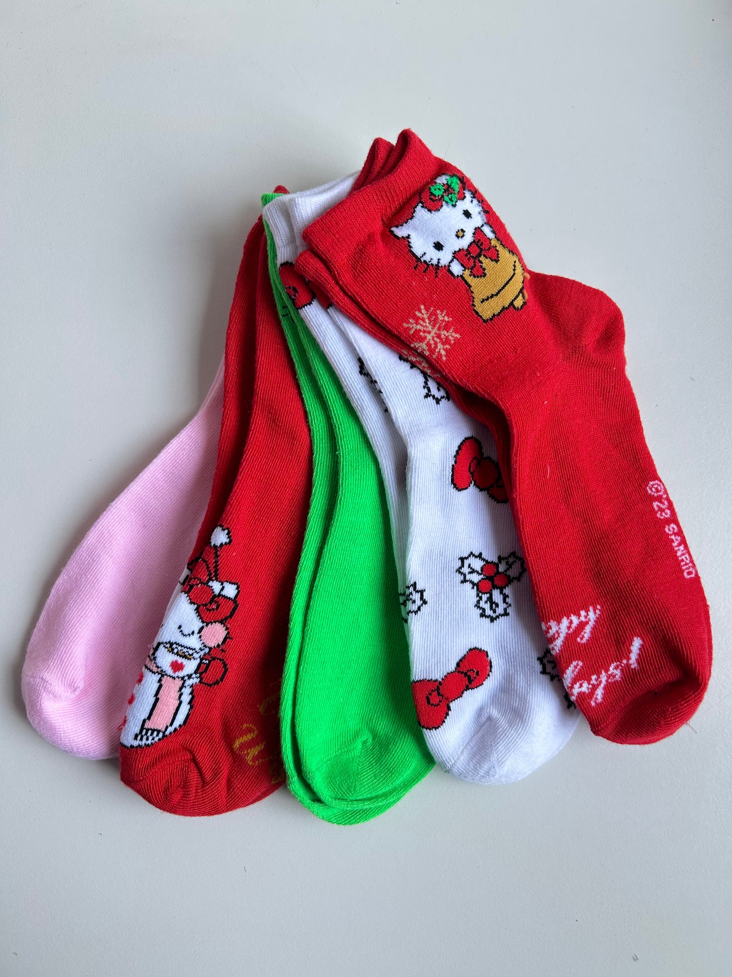 Set de 5 Pares De Calcetas Hello Kitty Navideñas