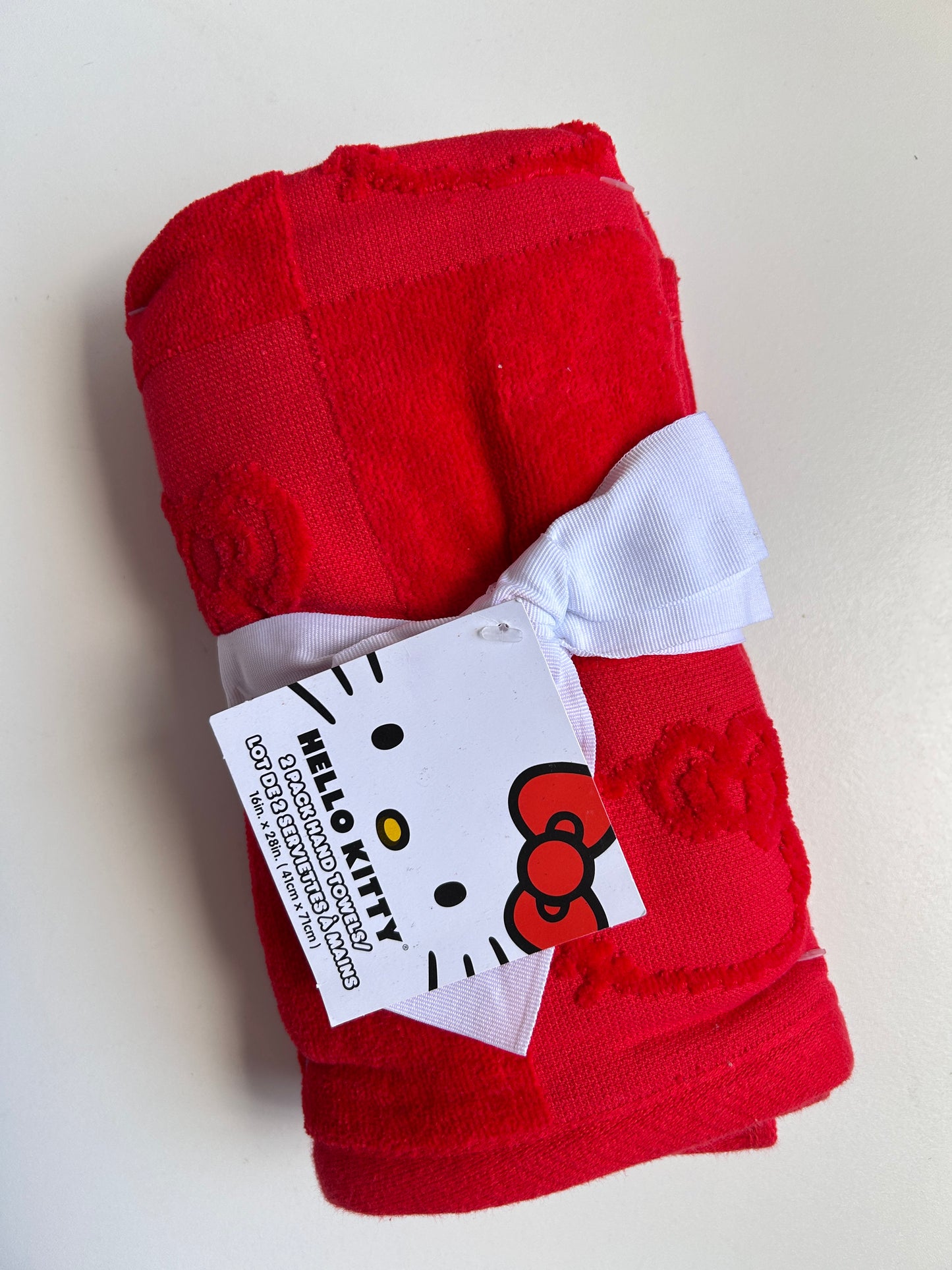 Set de 2 Toallas Hello Kitty (Hand Towel) 100% algodón relieve 3D
