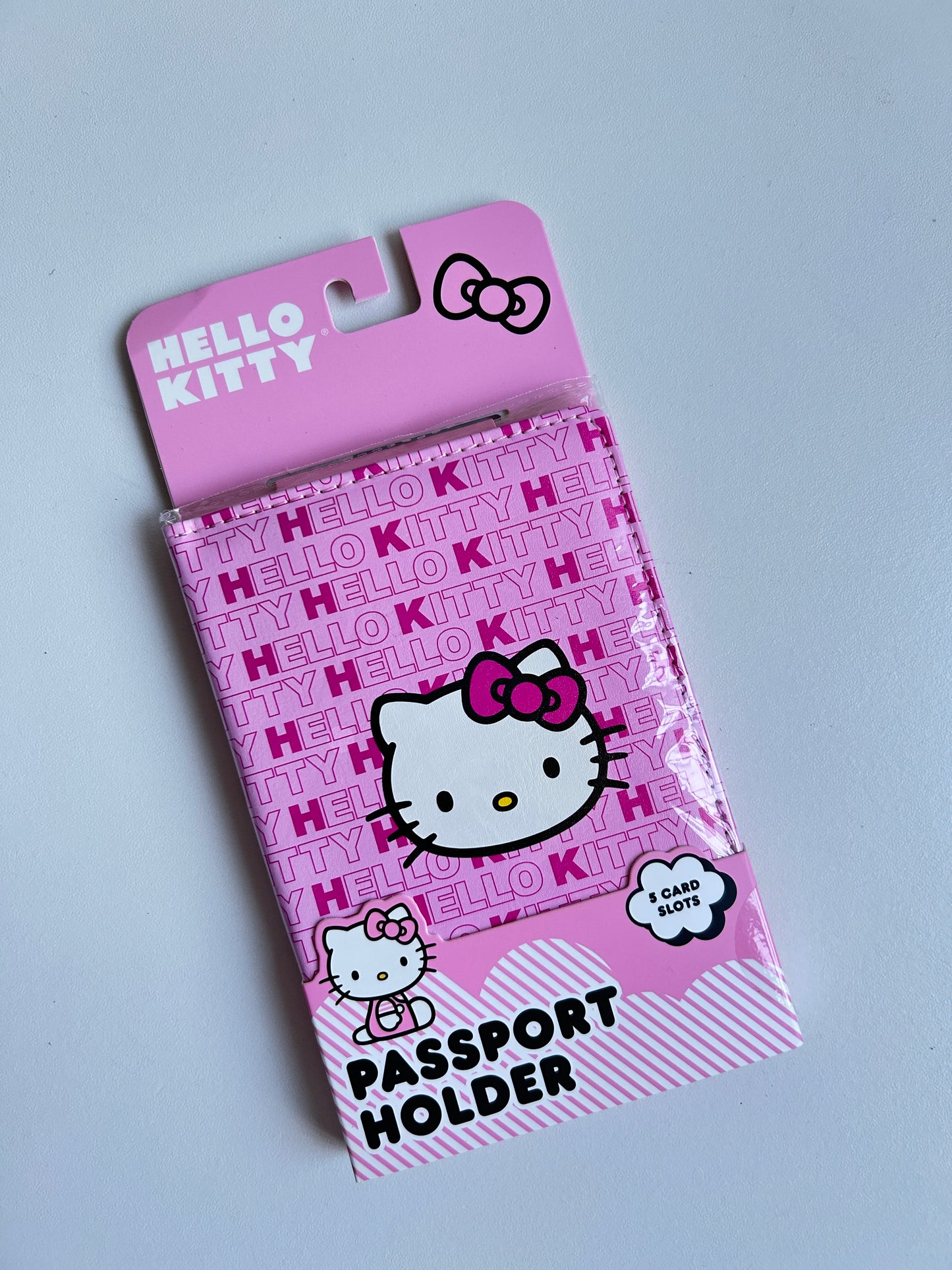 Porta Pasaporte Hello Kitty