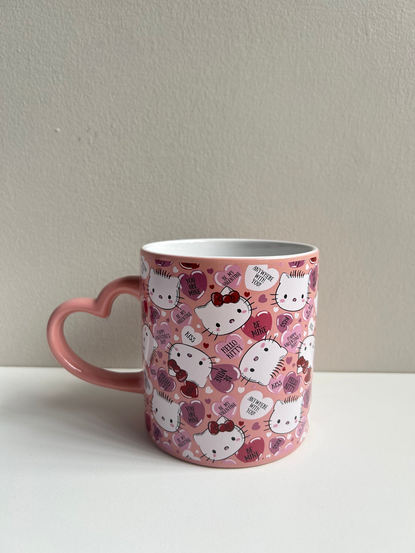 Taza Hello Kitty y Daniel