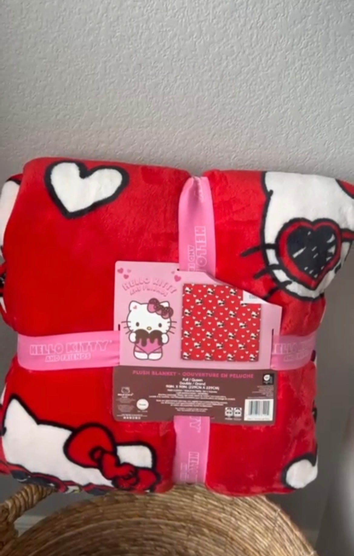 Blanket Full Queen Hello Kitty Corazones Roja ***Preorden***