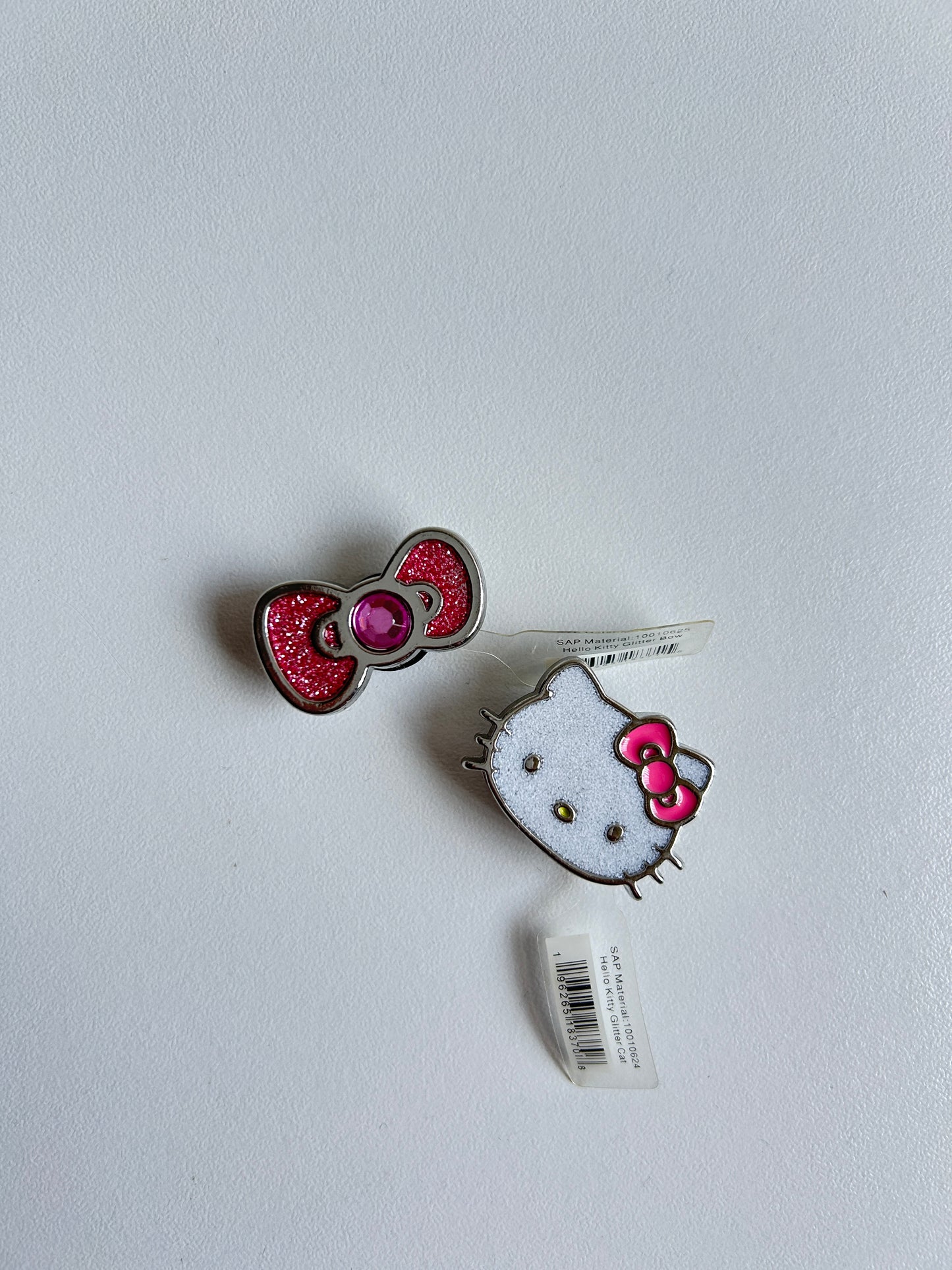 Set de 2 Charms Hello Kitty Crocs USA