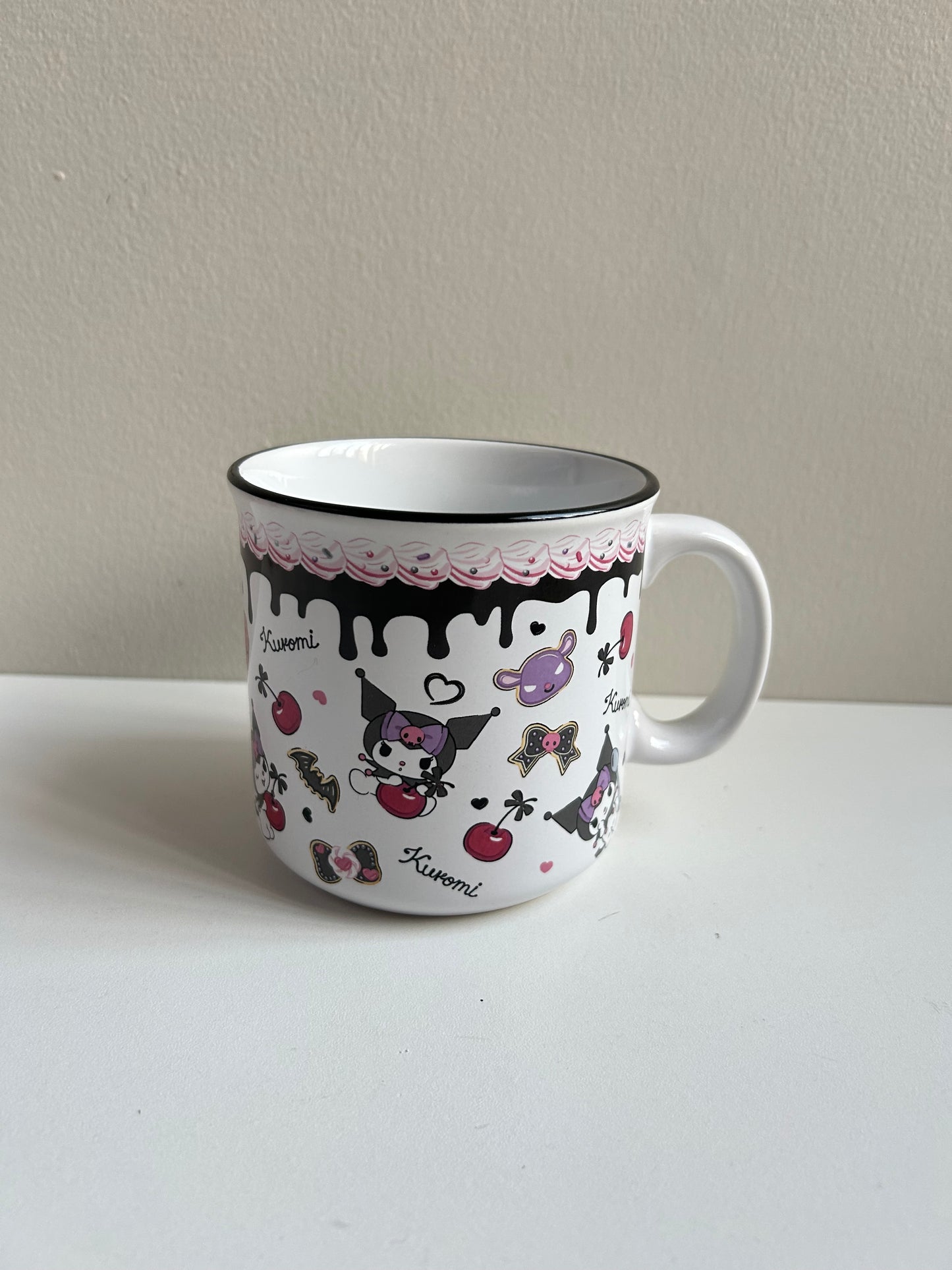 Taza Kuromi Cerezas