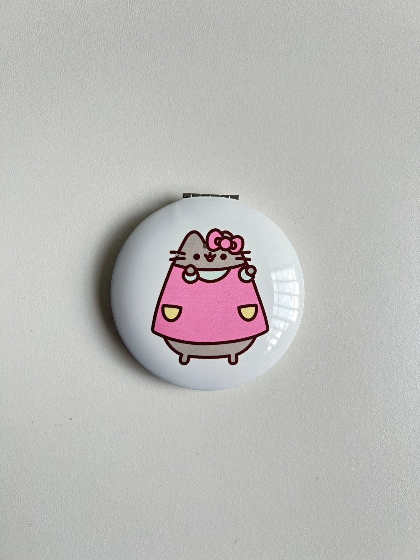 Espejo Hello Kitty & Pusheen