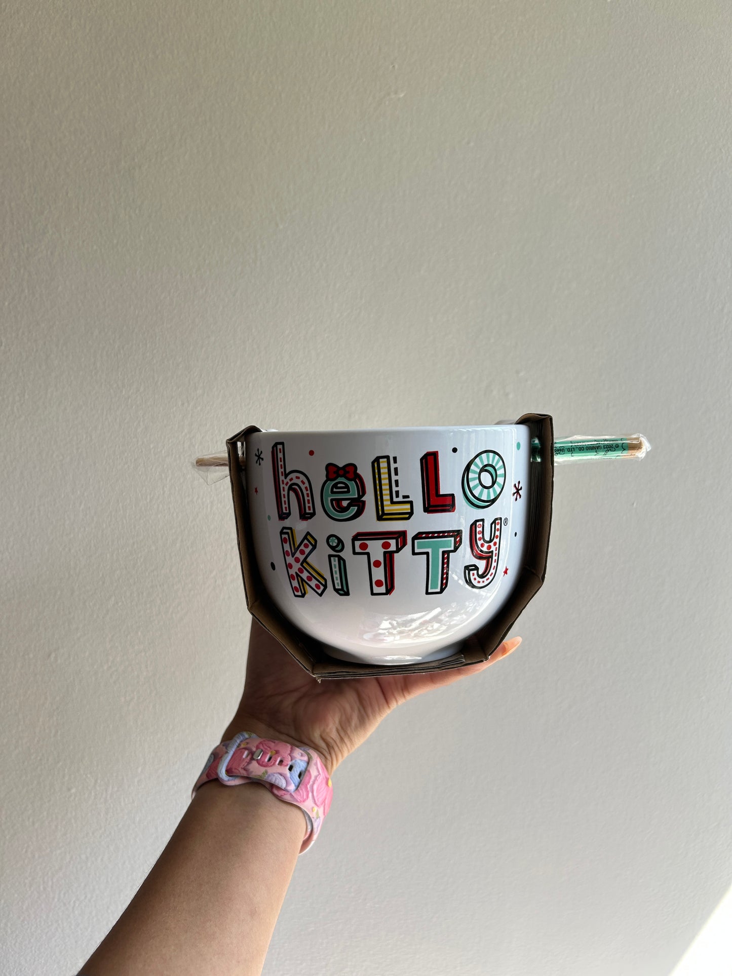 Bowl Con Palillos Hello Kitty Copos de Nieve