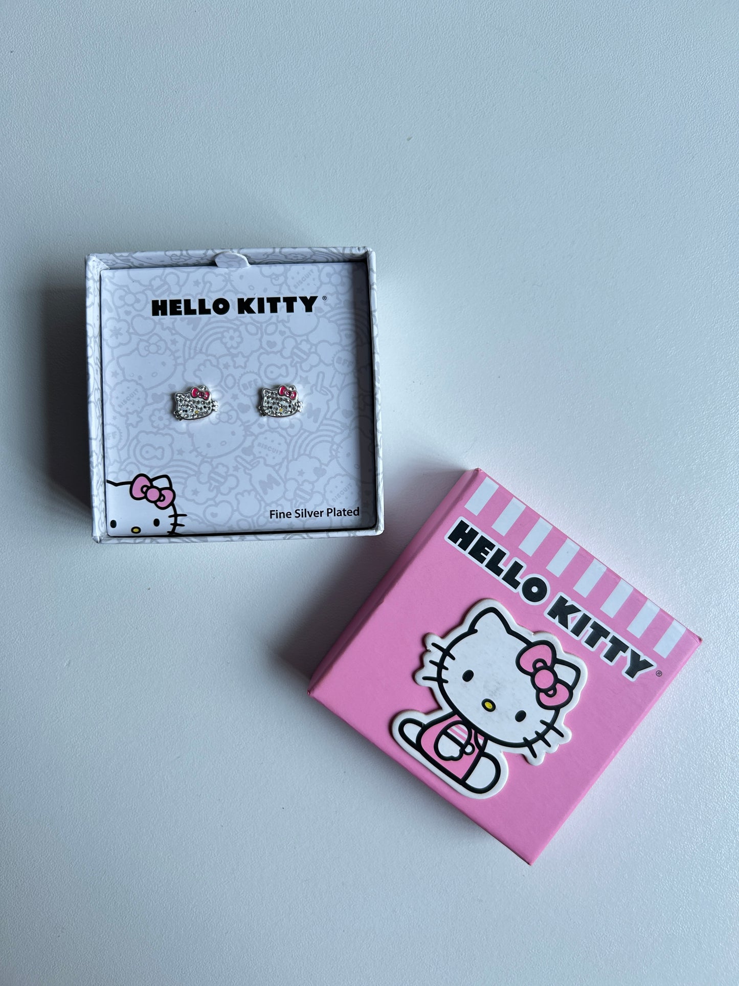 Aretes Hello Kitty Caritas de Brillos