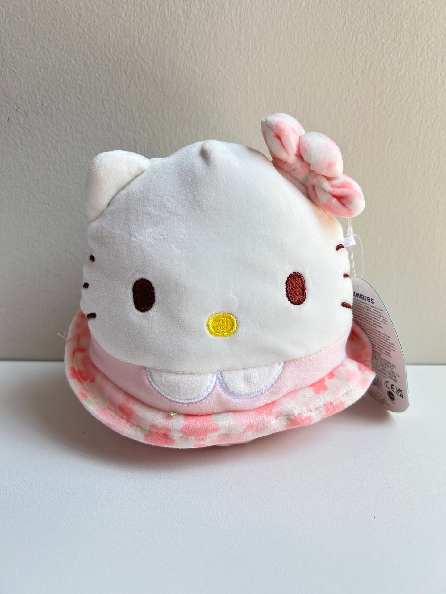 Squishmallow Hello Kitty , My Melody y Cinnamoroll