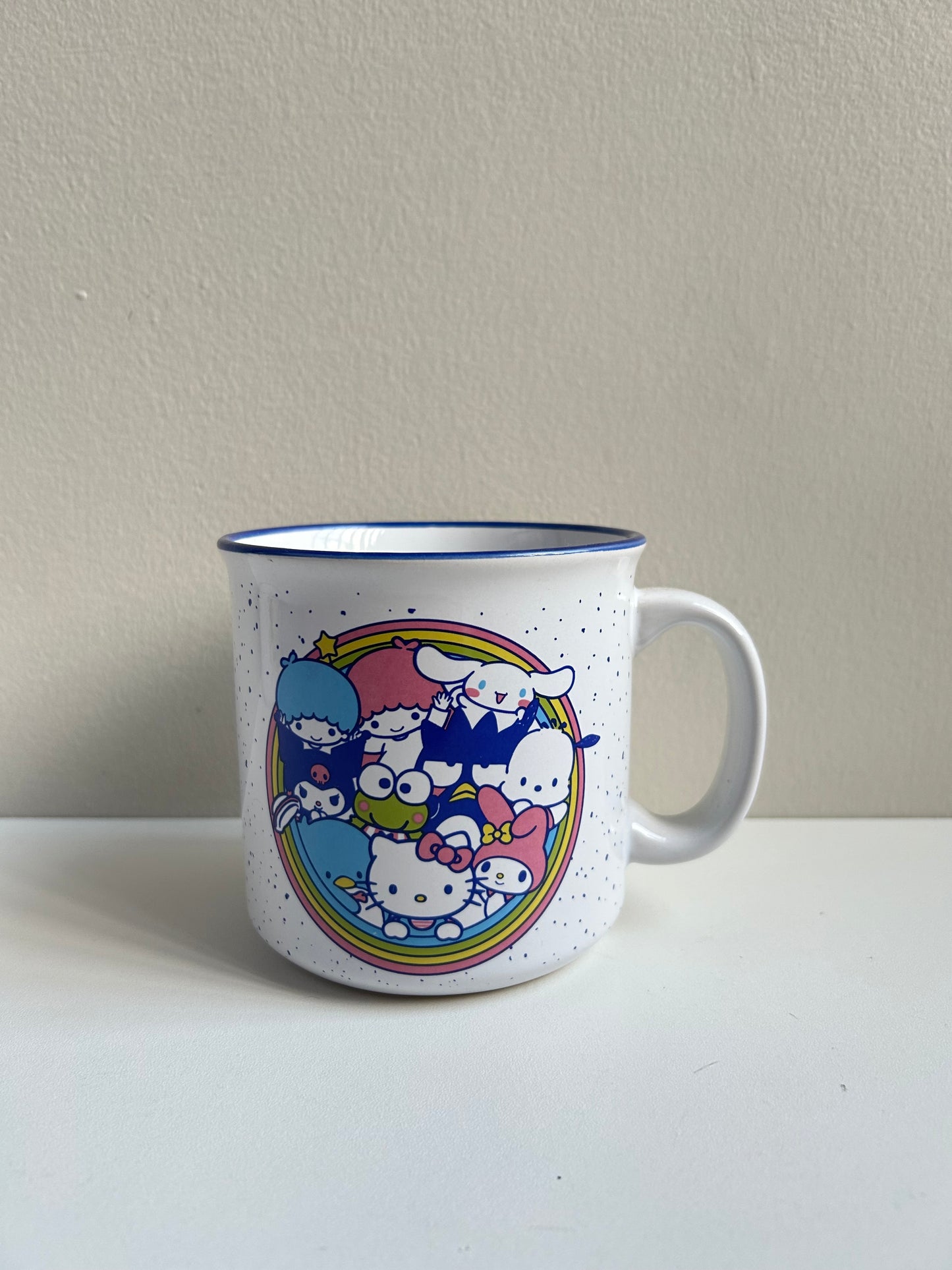 Taza Hello Kitty & Friends