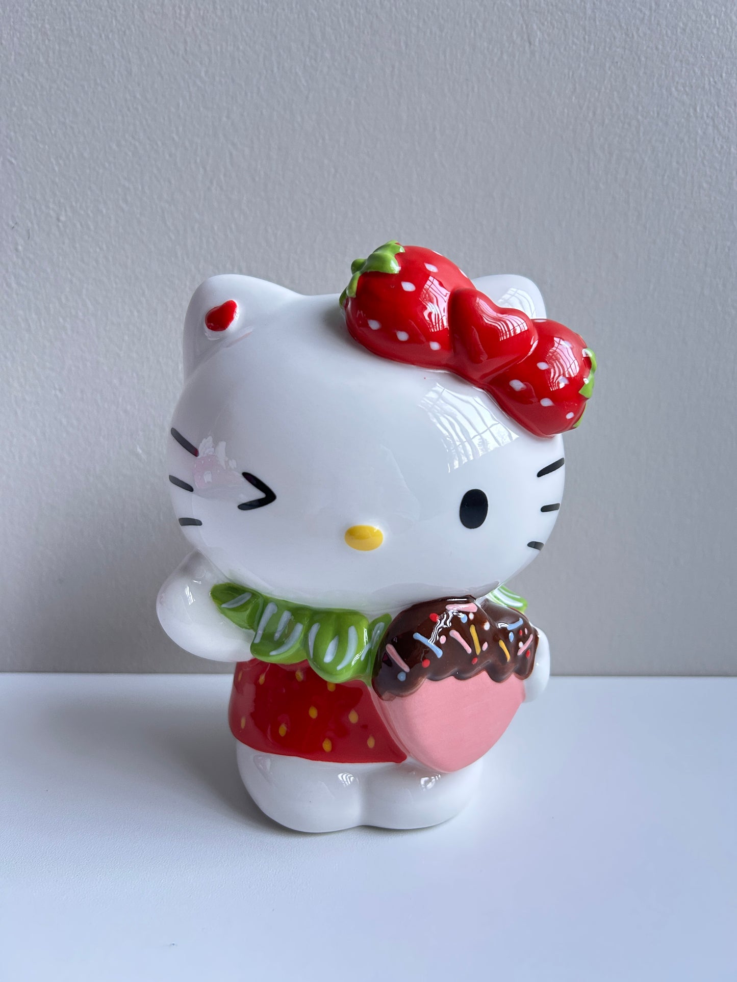 Figura Cerámica Hello Kitty Valentines Day *Preorden*