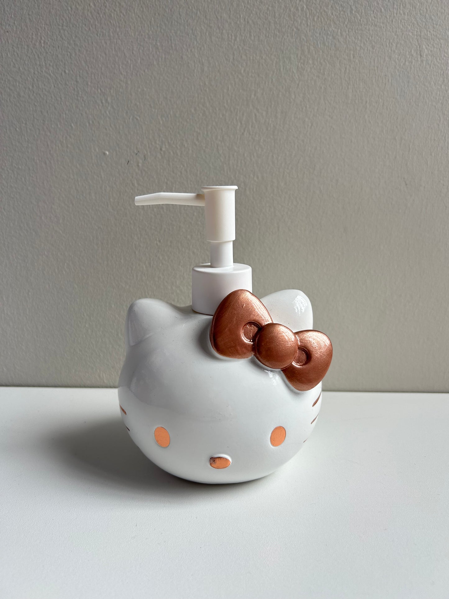 Dispensador de liquidos Hello Kitty