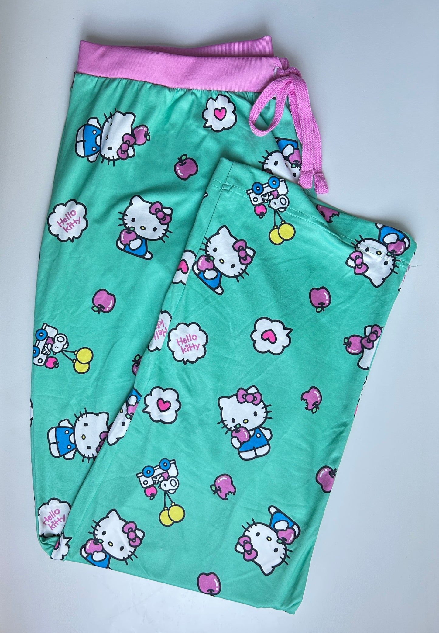 Set de 3 piezas Hello Kitty (Pj pants , Playera y short)