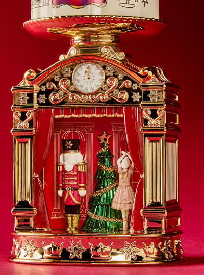 Nutcracker Lightbox Pedestal 3 Wick Candel Bath & Body Works  ***Preorden
