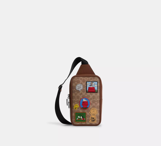 Coach X Peanuts Sullivan Pack In
