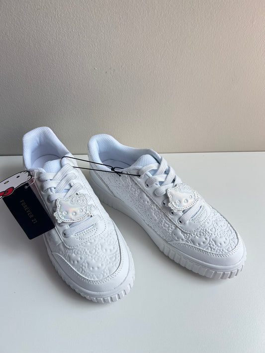 Tenis Hello kitty Forever 21 Talla 6