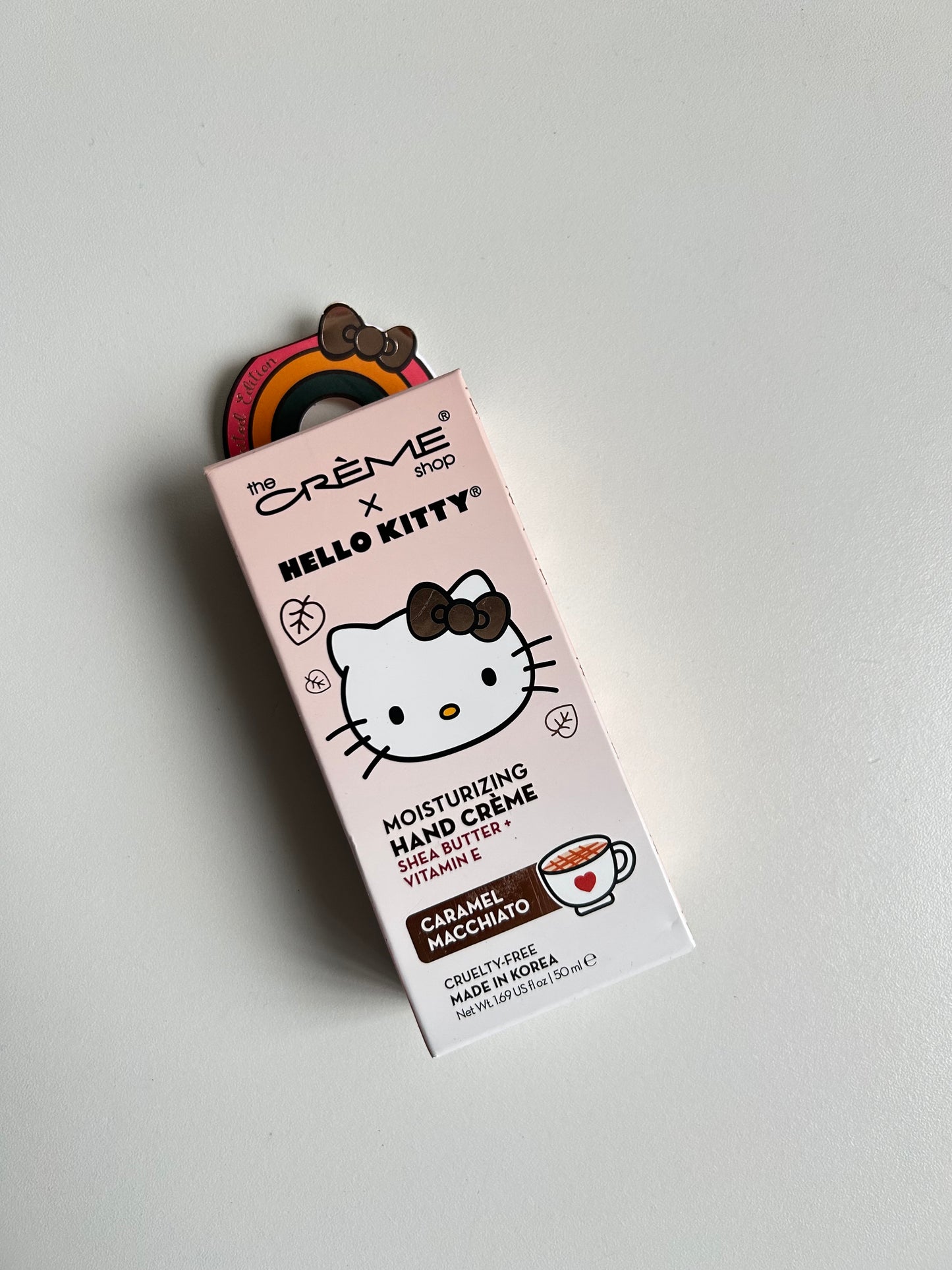 Crema Hello Kitty Caramel Macchiato
