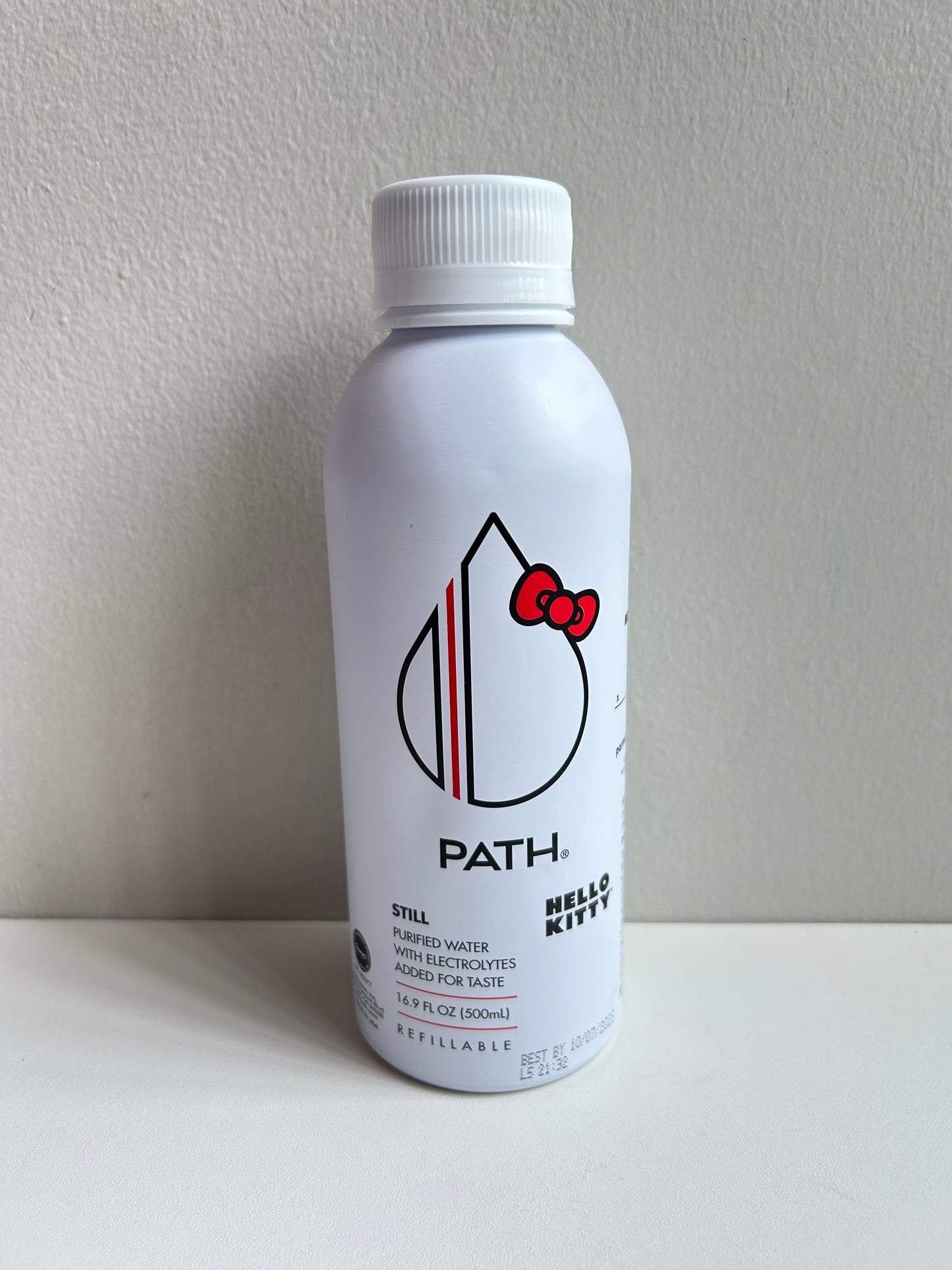 Agua Con Electrolitos Path Hello Kitty Botella Metálica