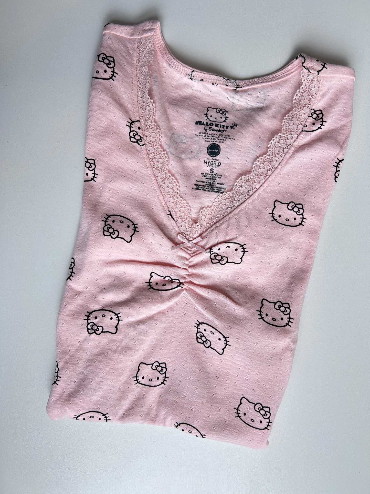Playera Hello Kitty Caritas
