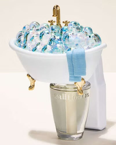 Wallflowers Fragrance Plug Tina de Baño ***Preorden***