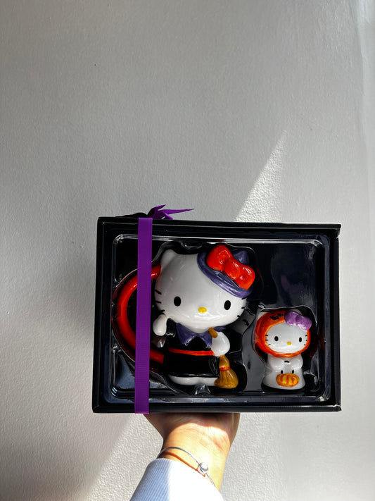 Set de Taza y figurín Hello Kitty Halloween