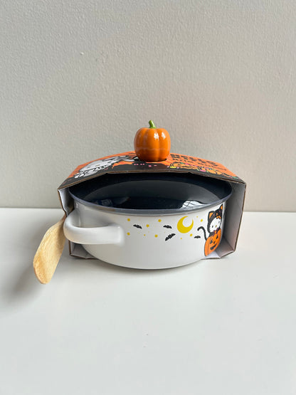 Brie Baker Hello Kitty Gatita