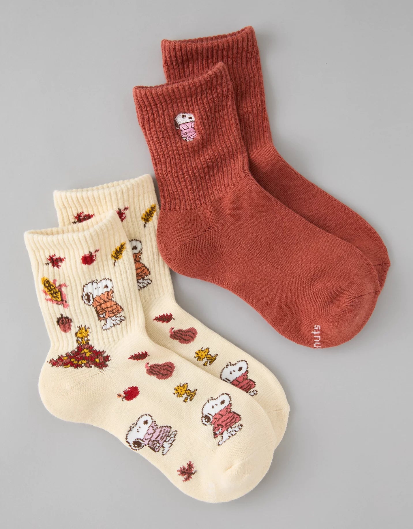 Set de 2 Pares de Calcetas Snoopy Fall American Eagle ***Preorden***