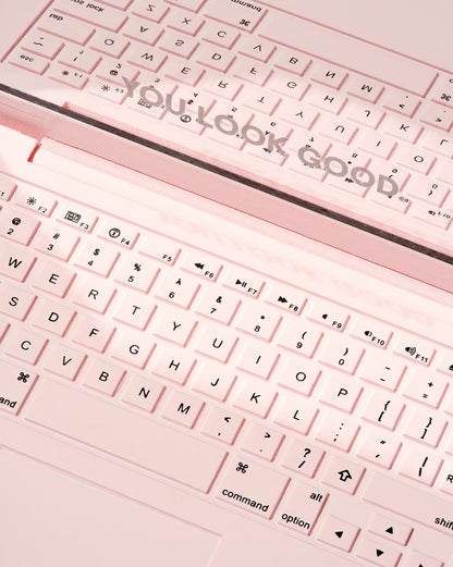 Mini Laptop Keychain Glossier ***Preorden***