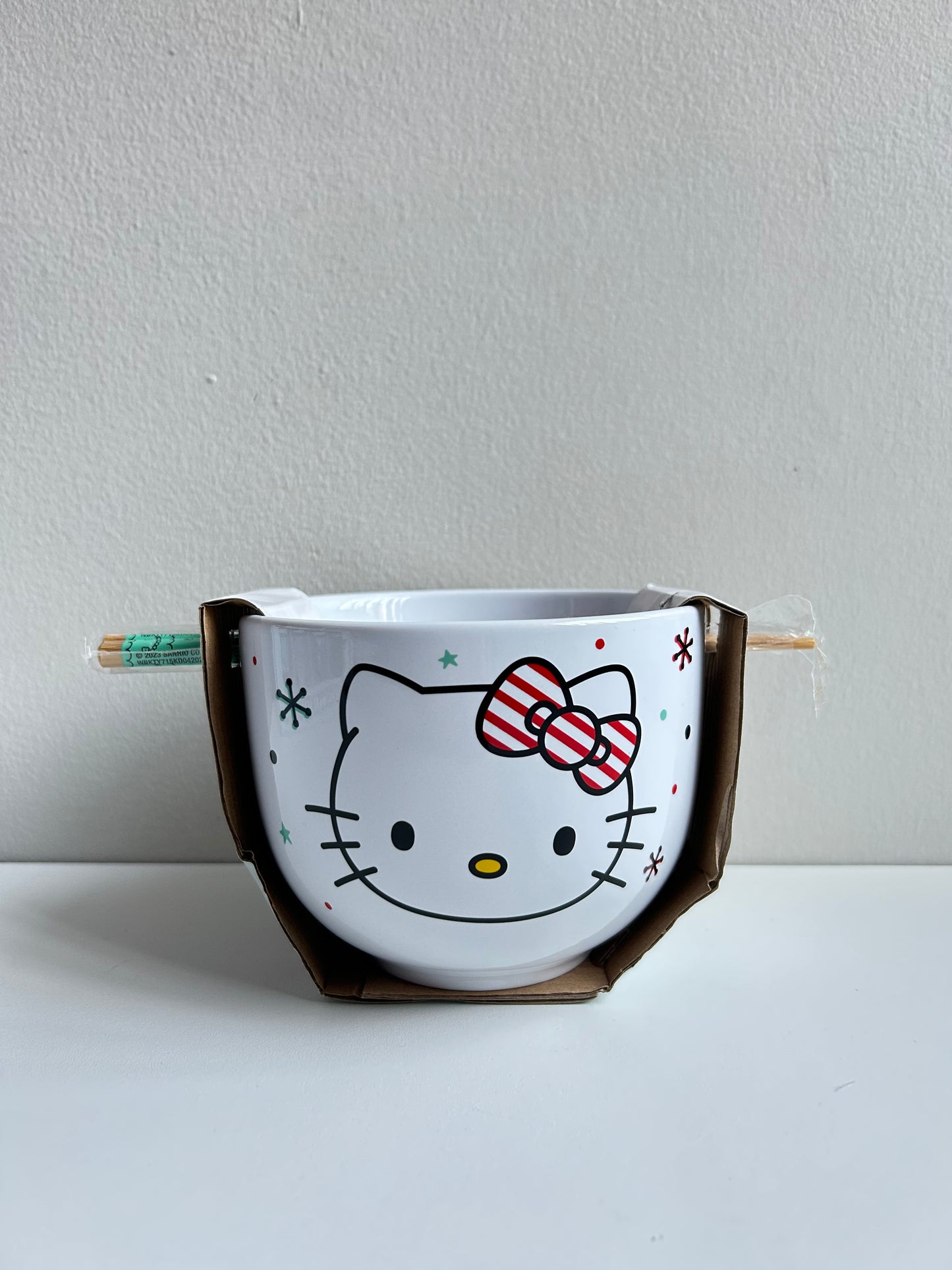 Bowl Con Palillos  Hello Kitty Copos de Nieve
